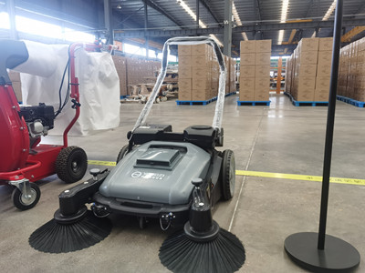 手推式掃地機(jī) 手推式掃地機(jī)